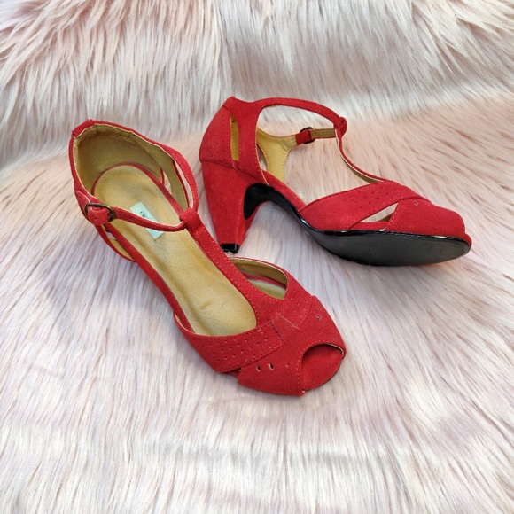 Urban Outfitters Shoes - URBAN OUTFITTERS Kimchi Blue Red heels